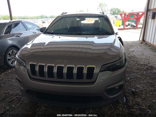1C4PJLLB2KD262561 Jeep Cherokee Latitude Plus Fwd
