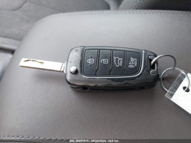 5NMS23AD4KH000544 Hyundai Santa Fe Se