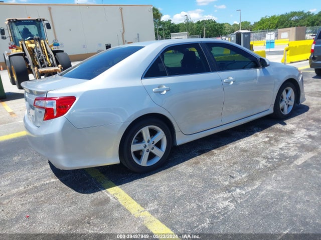Toyota CAMRY SE 2014 4T1BF1FK2EU756785 Image 4