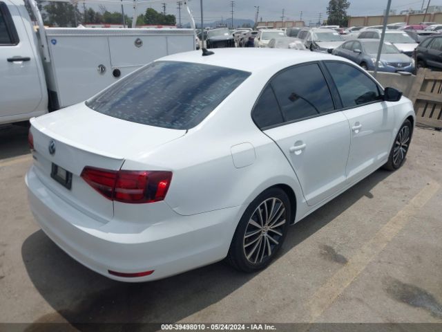 3VWD17AJ5GM229132 Volkswagen Jetta 1.8t Sport
