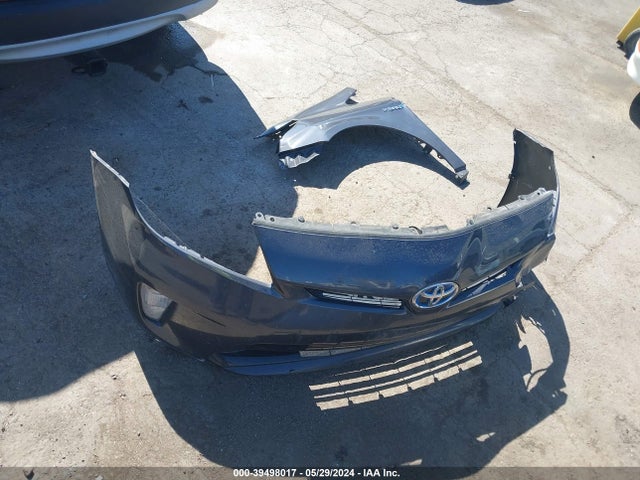 Toyota Prius Three 2015 JTDKN3DU0F1894075 Image 12