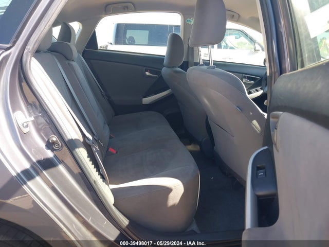 Toyota Prius Three 2015 JTDKN3DU0F1894075 Image 8