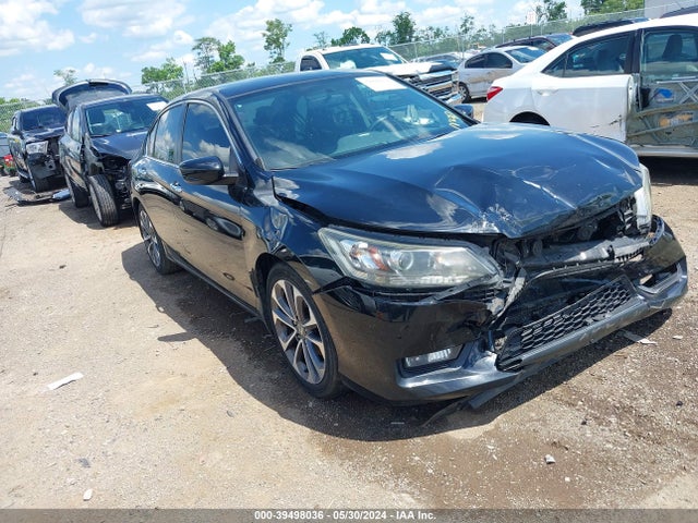 2015 1HGCR2F55FA219154 main image