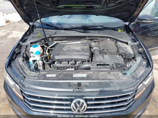1VWAT7A39HC068494 Volkswagen Passat 1.8t S