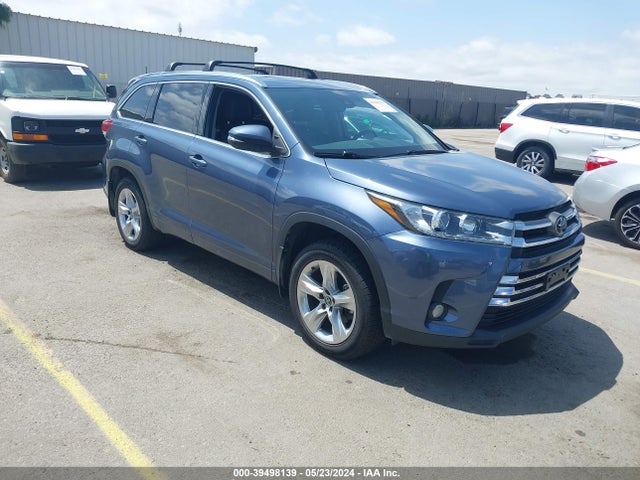 Toyota Highlander Limited 2018 5TDDZRFH8JS903066 main image
