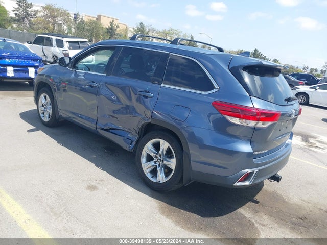 Toyota Highlander Limited 2018 5TDDZRFH8JS903066 Image 3
