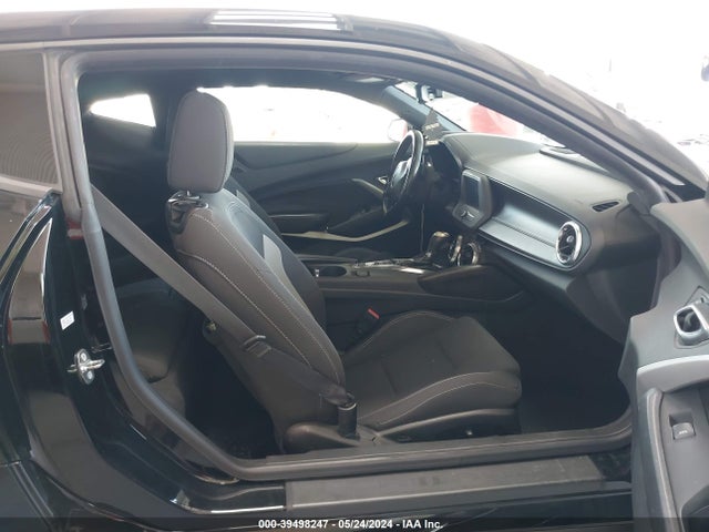 Chevrolet Camaro 1lt 2018 1G1FB1RX6J0114542 Image 5