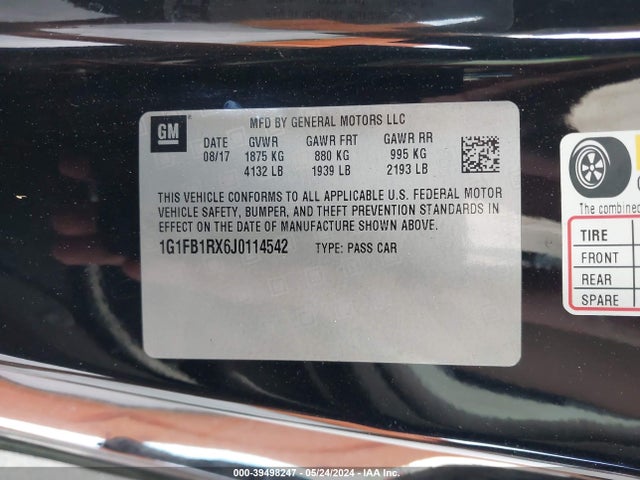 Chevrolet Camaro 1lt 2018 1G1FB1RX6J0114542 Image 9