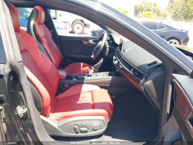 WAUB4CF59KA075601 Audi S5 3.0t Premium