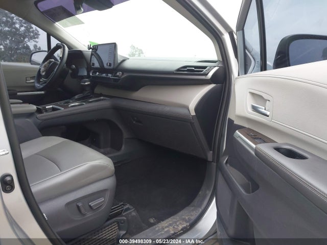 Toyota SIENNA XLE 2021 5TDYRKEC4MS065153 Image 5