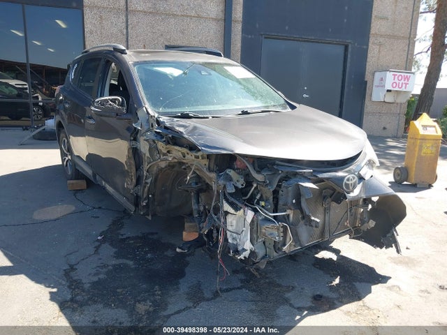 Toyota Rav4 Xle 2018 2T3RFREV2JW807762 Image 6