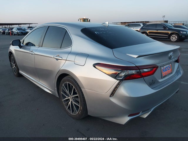 Toyota CAMRY SE 2022 4T1G11AKXNU680163 Image 3