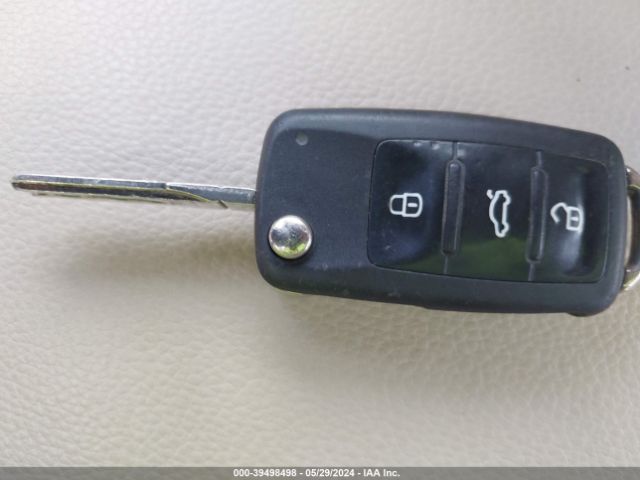 WVWBW8AH3GV000551 Volkswagen Eos Komfort