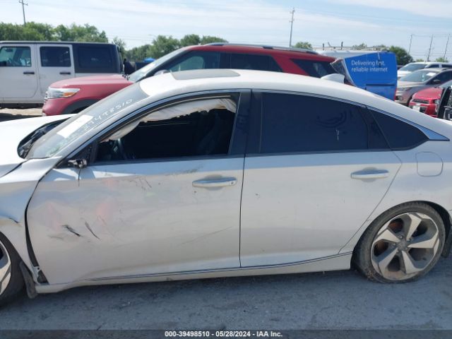1HGCV2F91JA029634 Honda Accord Touring 2.0t