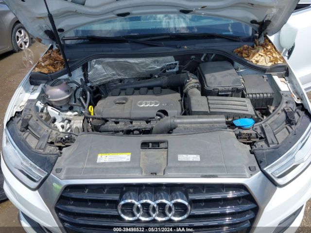 WA1HCCFS1HR010509 Audi Q3 2.0t Premium