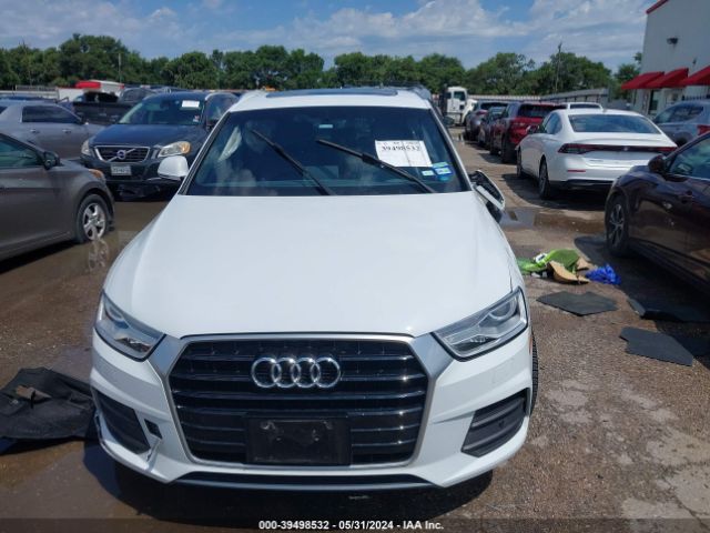 WA1HCCFS1HR010509 Audi Q3 2.0t Premium