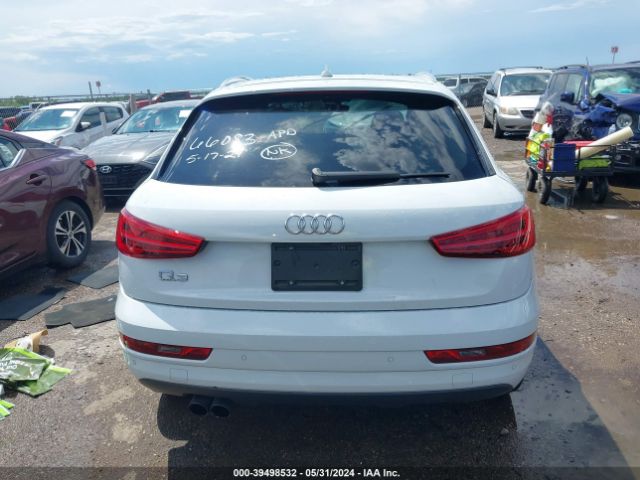 WA1HCCFS1HR010509 Audi Q3 2.0t Premium