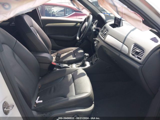 WA1HCCFS1HR010509 Audi Q3 2.0t Premium