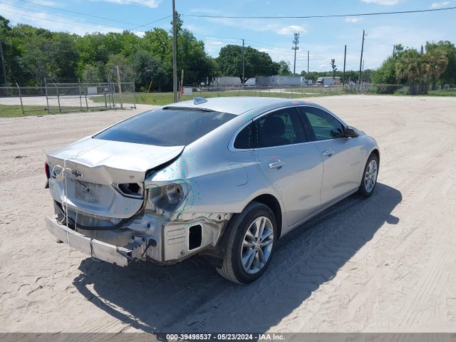 Chevrolet MALIBU LT 2018 1G1ZD5ST1JF141621 Image 4