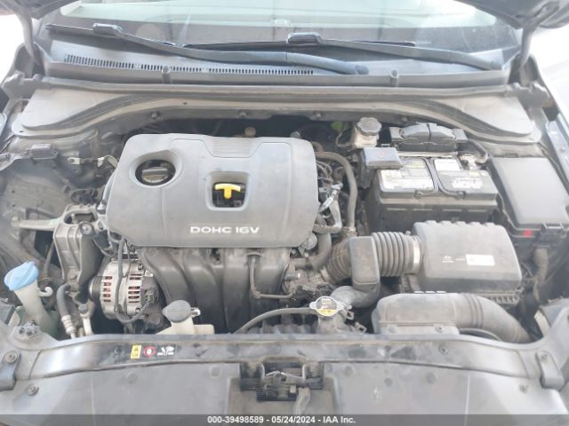 5NPD84LF8JH330961 Hyundai ELANTRA SEL