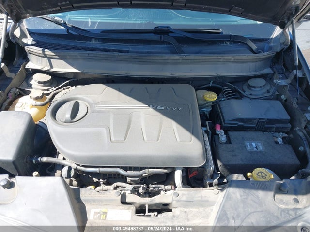 1C4PJLCS6FW723318 Jeep Cherokee Latitude Altitude