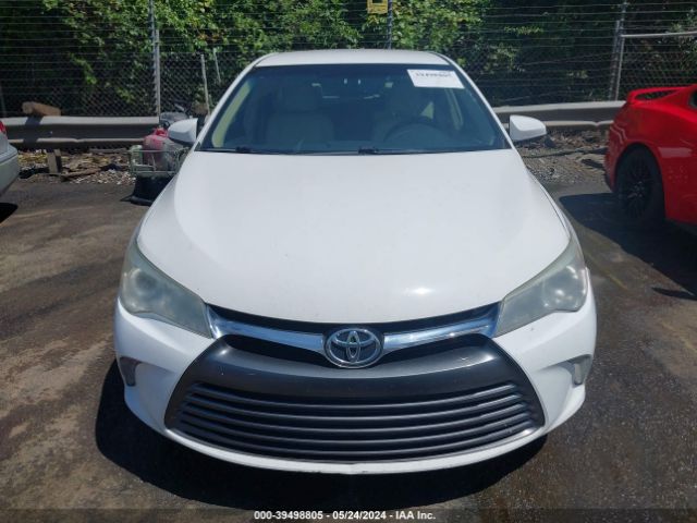 4T1BF1FKXFU076117 Toyota CAMRY XLE