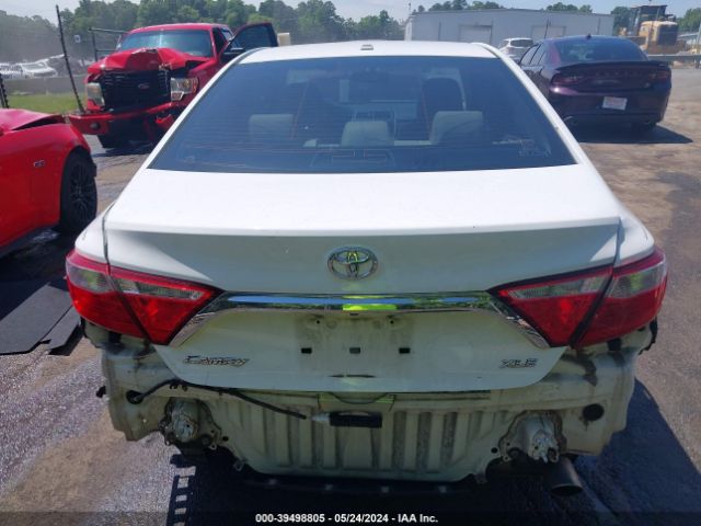 4T1BF1FKXFU076117 Toyota CAMRY XLE