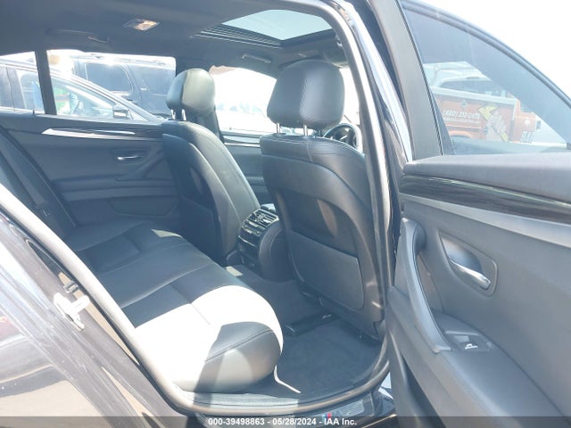BMW 535d Xdrive 2016 WBAFV3C54GD687519 Image 8