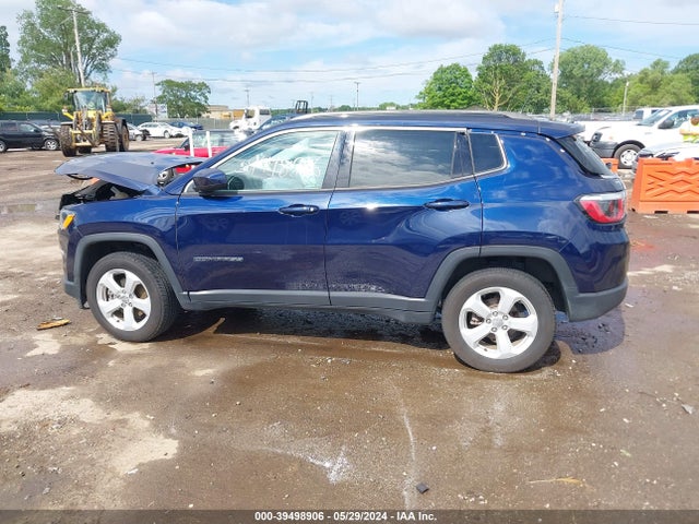 Jeep Compass Latitude 4x4 2018 3C4NJDBB6JT114887 Image 13