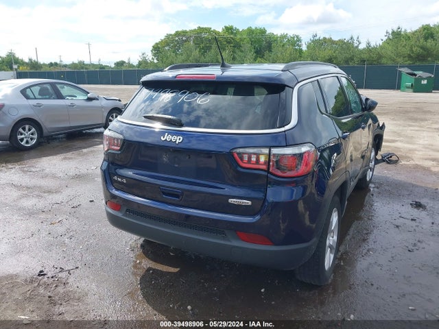 Jeep Compass Latitude 4x4 2018 3C4NJDBB6JT114887 Image 4