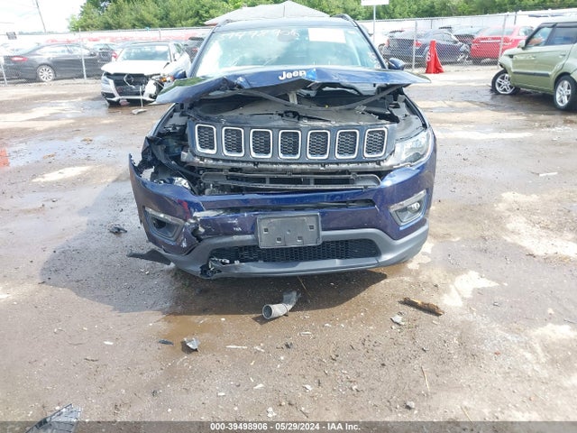 Jeep Compass Latitude 4x4 2018 3C4NJDBB6JT114887 Image 6