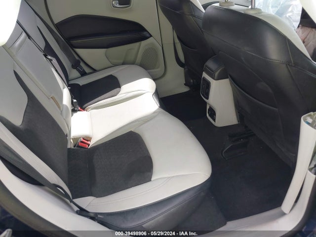 Jeep Compass Latitude 4x4 2018 3C4NJDBB6JT114887 Image 8