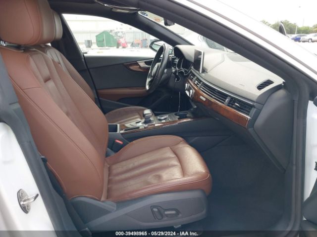 WAUBNCF5XJA004158 Audi A5 2.0t Premium