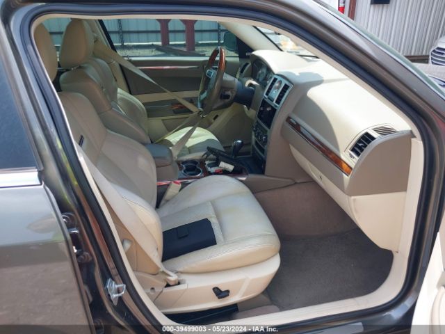 2009 CHRYSLER 300C 2C3LA63T49H628448 Photo 4