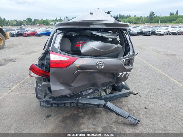 Toyota Sienna Le 8 Passenger 2016 5TDKK3DC2GS746076 Image 16