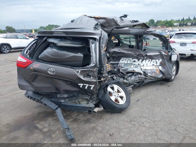 Toyota Sienna Le 8 Passenger 2016 5TDKK3DC2GS746076 Image 4