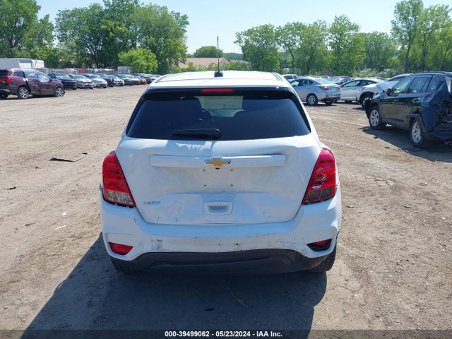 Chevrolet TRAX LS 2018 3GNCJKSB8JL359774 Image 16