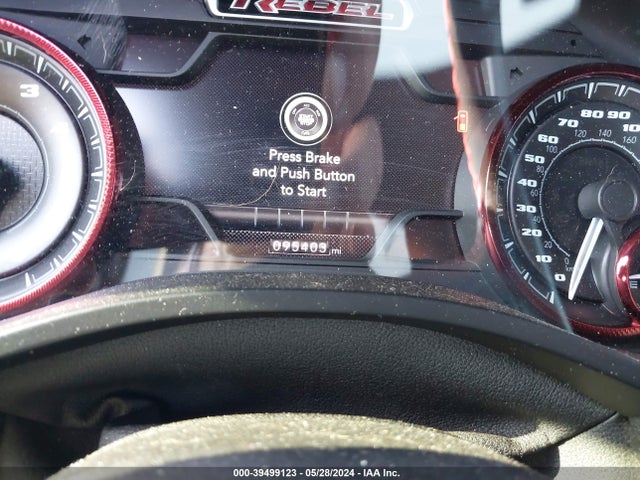 1C6SRFLT8KN690827 RAM 1500 Rebel  4x4 5'7 Box