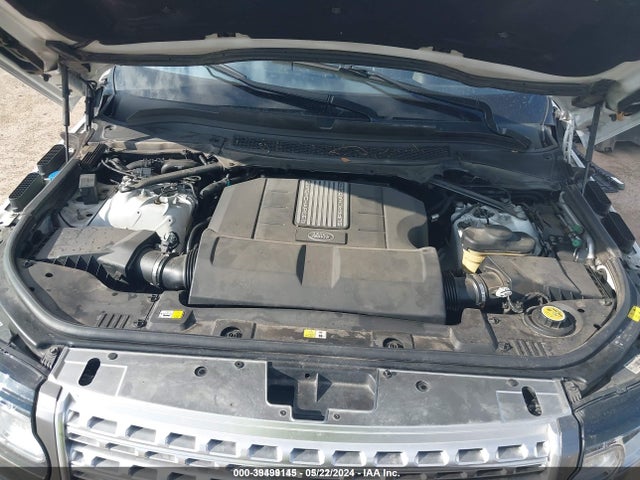 Land Rover Range Rover 5.0l V8 Supercharged 2016 SALGS3EF5GA270491 Image 10