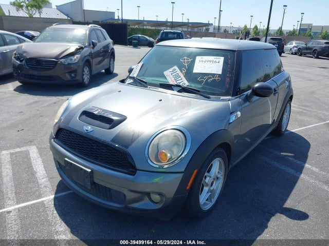 2009 MINI COOPER S WMWMF73589TT96364 Photo 1