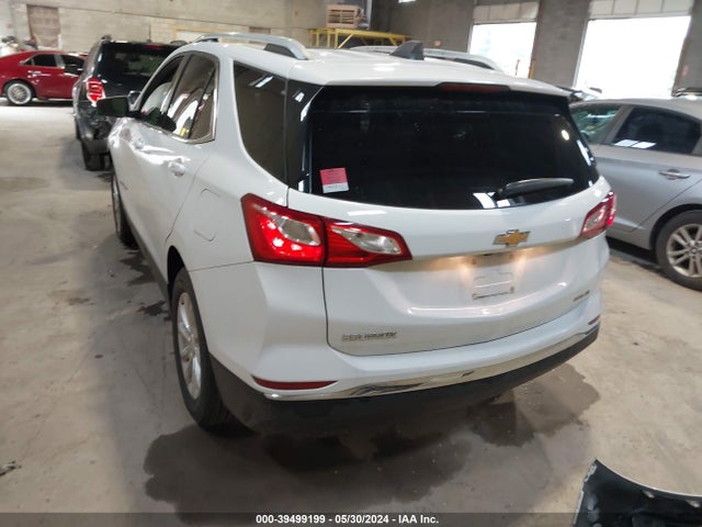 Chevrolet EQUINOX LT 2018 2GNAXSEV0J6264383 Image 3