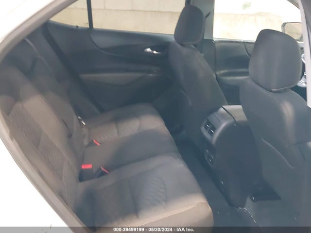 Chevrolet EQUINOX LT 2018 2GNAXSEV0J6264383 Image 8