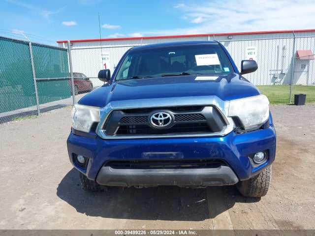 Toyota Tacoma Base V6 2015 3TMLU4EN1FM176395 Image 12