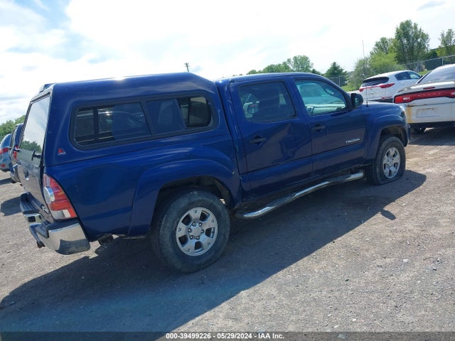 Toyota Tacoma Base V6 2015 3TMLU4EN1FM176395 Image 4
