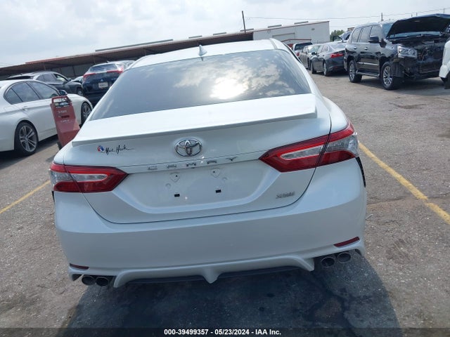 Toyota CAMRY XSE 2019 4T1B61HK7KU782274 Image 16