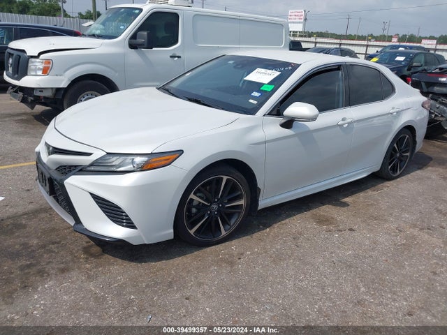 Toyota CAMRY XSE 2019 4T1B61HK7KU782274 Image 2