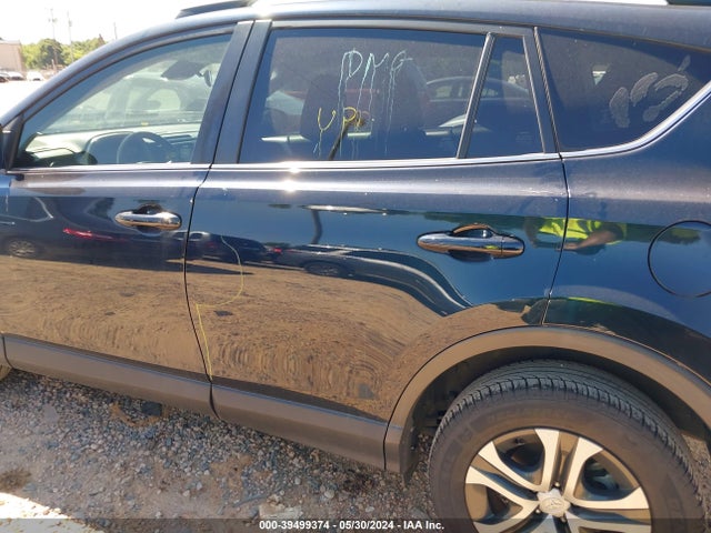 Toyota RAV4 LE 2018 JTMZFREV1JJ206129 Image 14