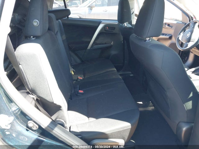 Toyota RAV4 LE 2018 JTMZFREV1JJ206129 Image 8