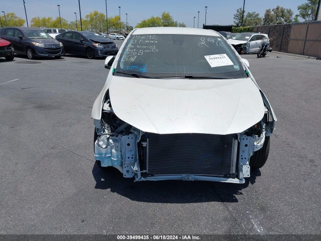 Toyota Prius Two 2017 JTDKBRFU8H3035512 Image 13
