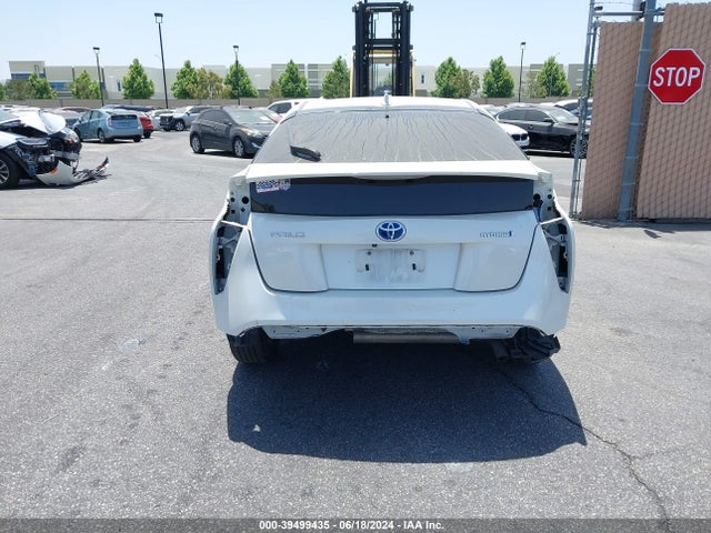 Toyota Prius Two 2017 JTDKBRFU8H3035512 Image 17